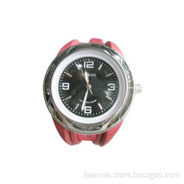 Quartz Talking Watch with Vibrating Alarm and Sound Alarm Functions